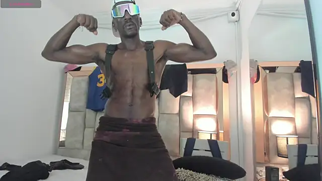 Titan_Moreno_ live XXX chat
