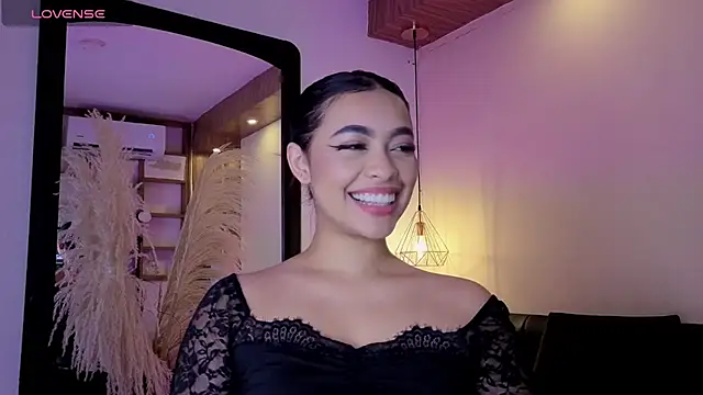 Chloe_monroeeのライブXXXチャット