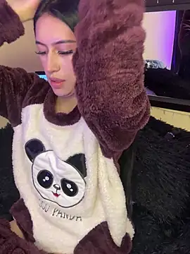 Peachy_skinnysquirt's Live XXX Chat