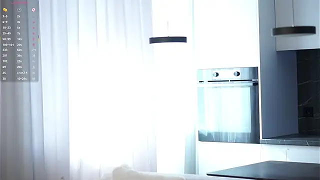 UlrikeStillwellのライブXXXチャット