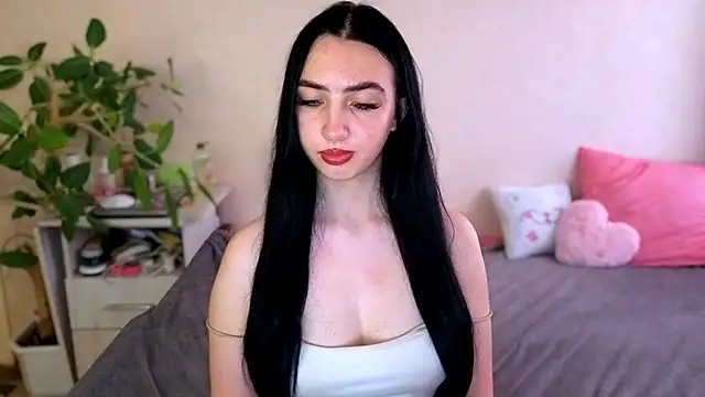 WildKittenX_'s Live XXX Chat