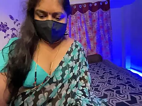 LouleyRani_'s Live XXX Chat