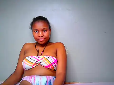 Swt_smiles' Live XXX Chat