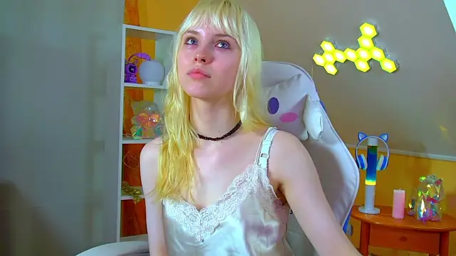 HannahHollis' Live XXX Chat