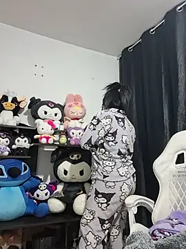 kuritto_ লাইভ XXX চ্যাট