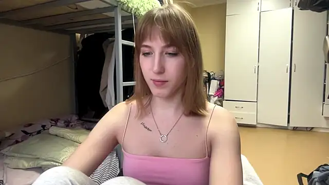 AquilineOrites Chat XXX in diretta