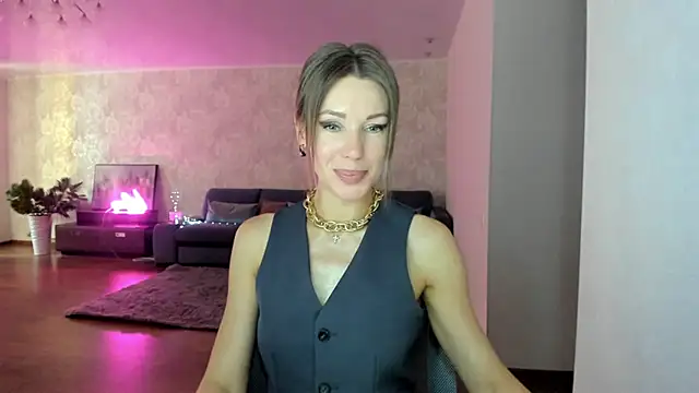 miababemi09 Adlı Modelin Canlı XXX Sohbeti
