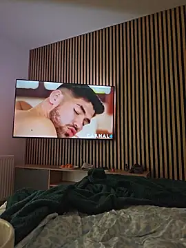 Онлайн чат XXX Lokomo32