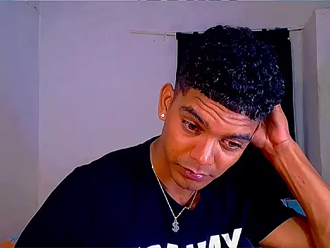 theMyke101's Live XXX Chat
