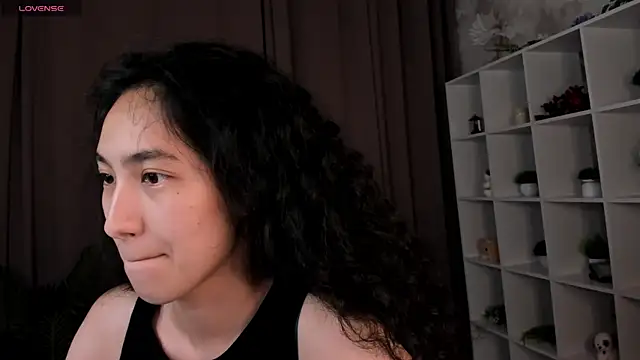 Онлайн чат XXX FlirtyAura
