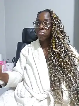 XXX chat uživo modela Shaniko89