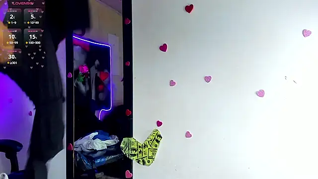 dolly_boob 现场XXX聊天