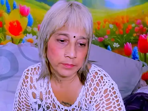 Czat XXX na żywo – indianroxy
