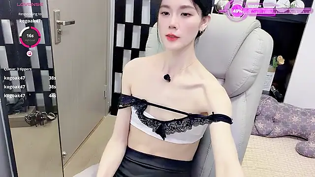 Yueyue-MMのライブXXXチャット