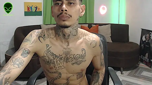 alpha_zom 라이브 XXX 채팅