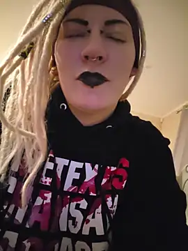 Онлайн чат XXX PinkTheHawk