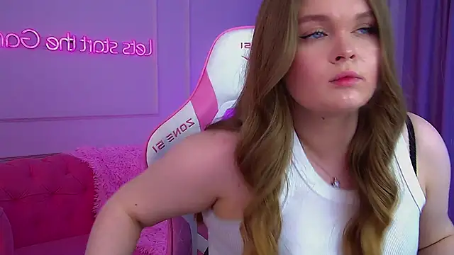 CrystalLyonsn Live XXX chat