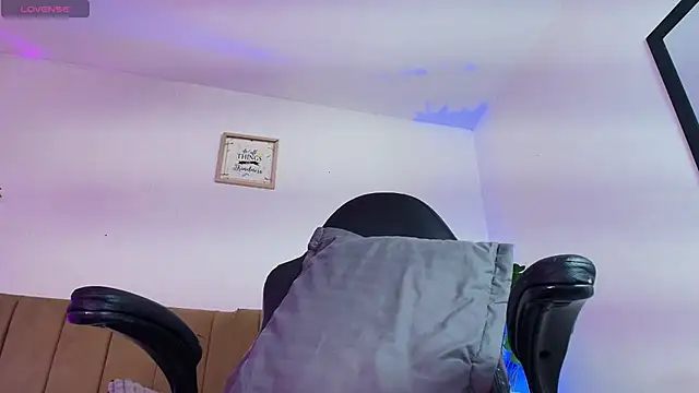 Nikkenyx's Live XXX Chat