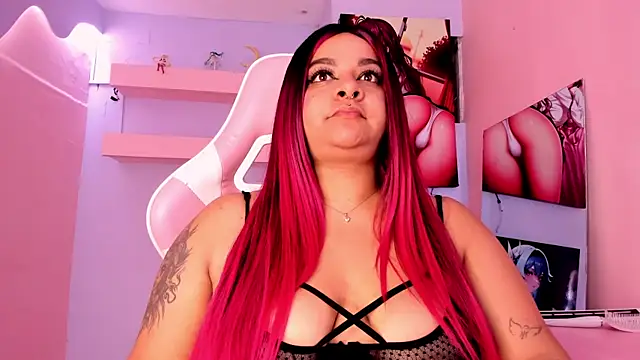 EmeelyMuller Chat XXX in diretta