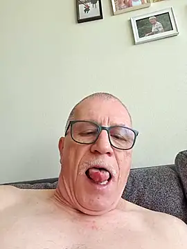 NextAct92 Live XXX Chat