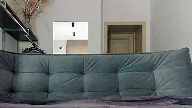 Di_na_Bell Chat XXX live