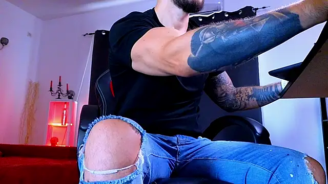 Chat +18 de MightyAaron66 ao vivo