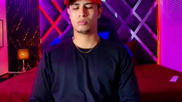 Živý XXX chat dominic_connor