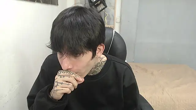 Cry_thereal live XXX chat