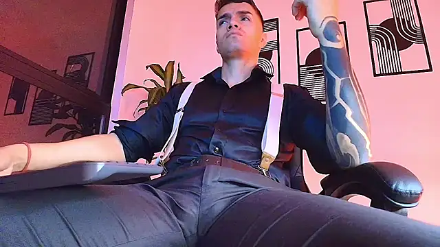 ALPHA_DOMINUS_ Adlı Modelin Canlı XXX Sohbeti