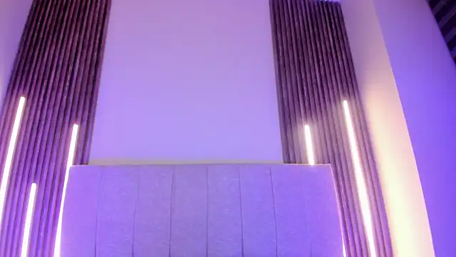 Zoe_444's Live XXX Chat