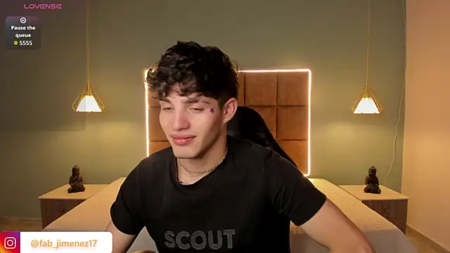 AlejooTwink's Live XXX Chat