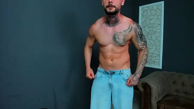 BrianHunts live XXX chat