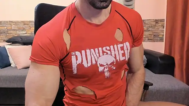 HotHunkTrainer's Live XXX Chat
