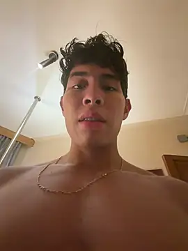 Chat +18 de GrayAndrews ao vivo