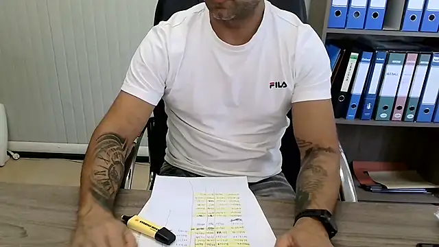 Živý XXX chat Evasionee