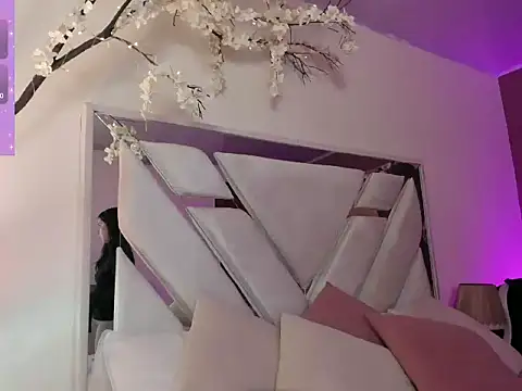 AngeliqueBoyer__ Adlı Modelin Canlı XXX Sohbeti