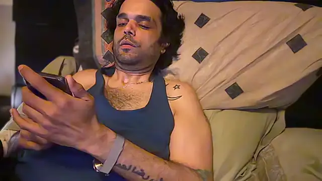 icebergslim281 élő XXX-chatje
