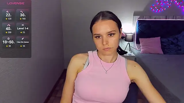 EmelyMason's Live XXX Chat