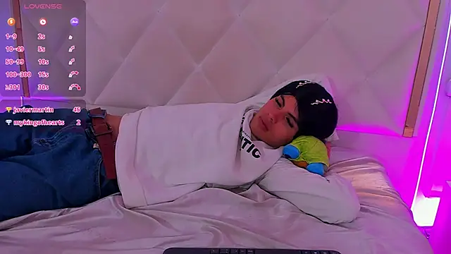 XXX chat uživo modela samu_tay