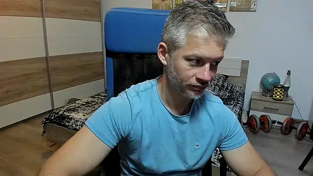 Pokazy przed kamerką – RobbyShawz