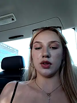 caressyourselfn Live XXX chat