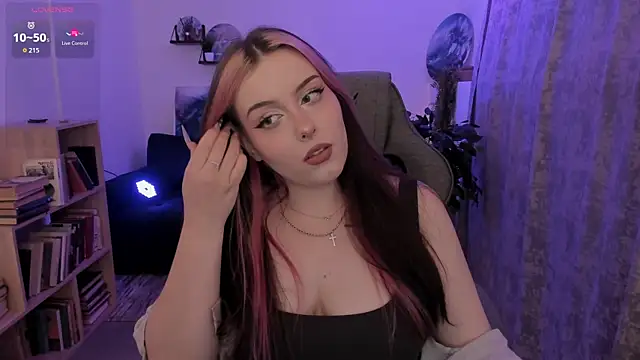 CoraMiel Live XXX-chat