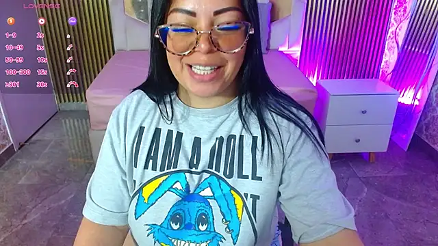 XXX chat uživo modela martinna_tay