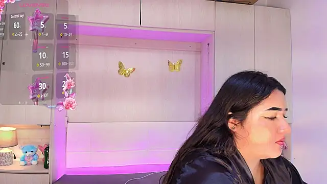 LilyWhitneyのライブXXXチャット