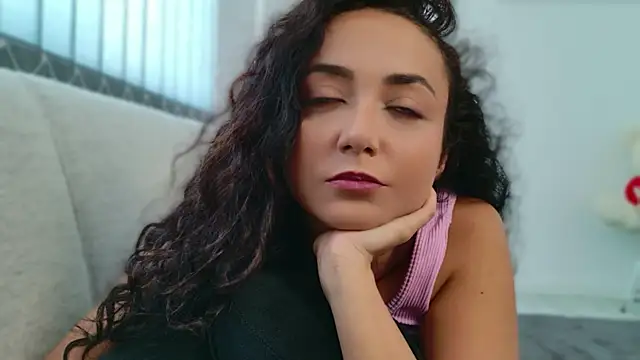 LilithBlaze_'s Live XXX Chat