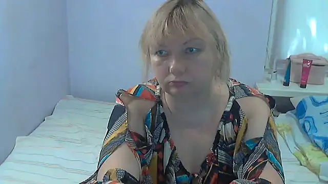 Lusi-777 Chat XXX live