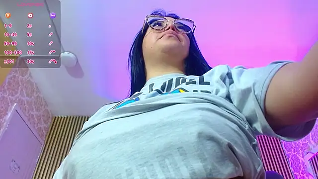 Chatroom XXX en direct de martinna_tay