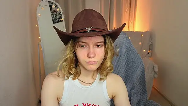 MilanaRayy live XXX chat