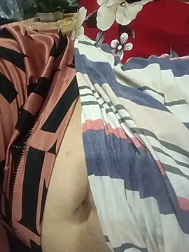 01Mona Adlı Modelin Canlı XXX Sohbeti