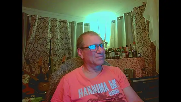coryassman XXX чат на живо